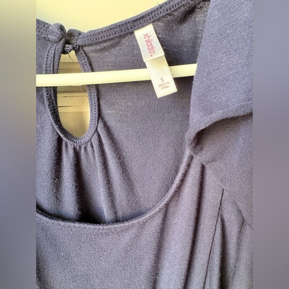 Jersey Knit Ruffled Sleeve Dress - Picture 4 of 4